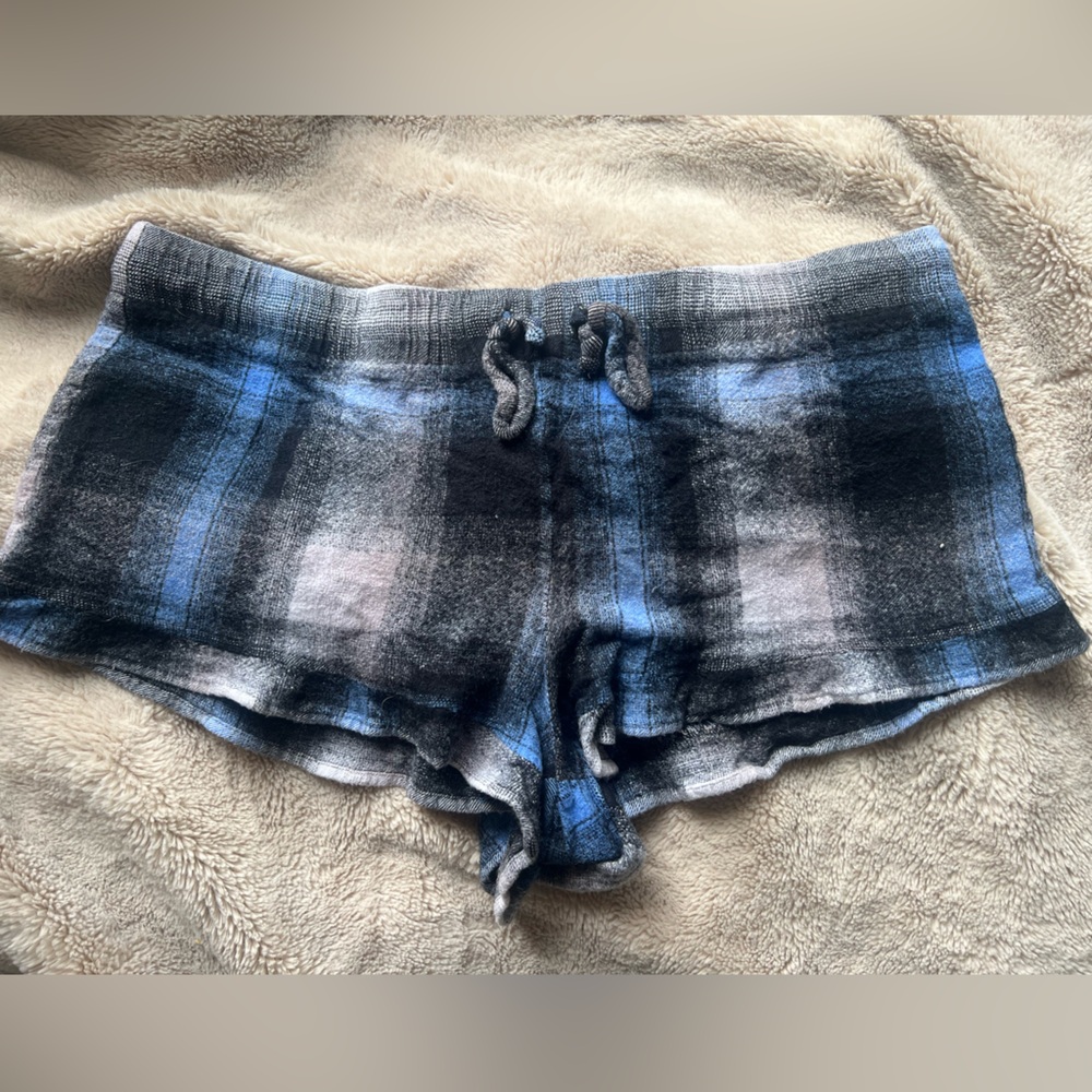 Cloth & Stone Gray and Blue Plaid Sleep Shorts